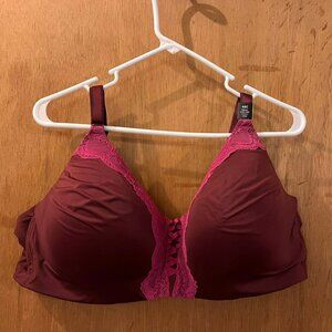 Size 48C - Torrid - NWT - Magenta Wire - Free Lightly Lined Bra